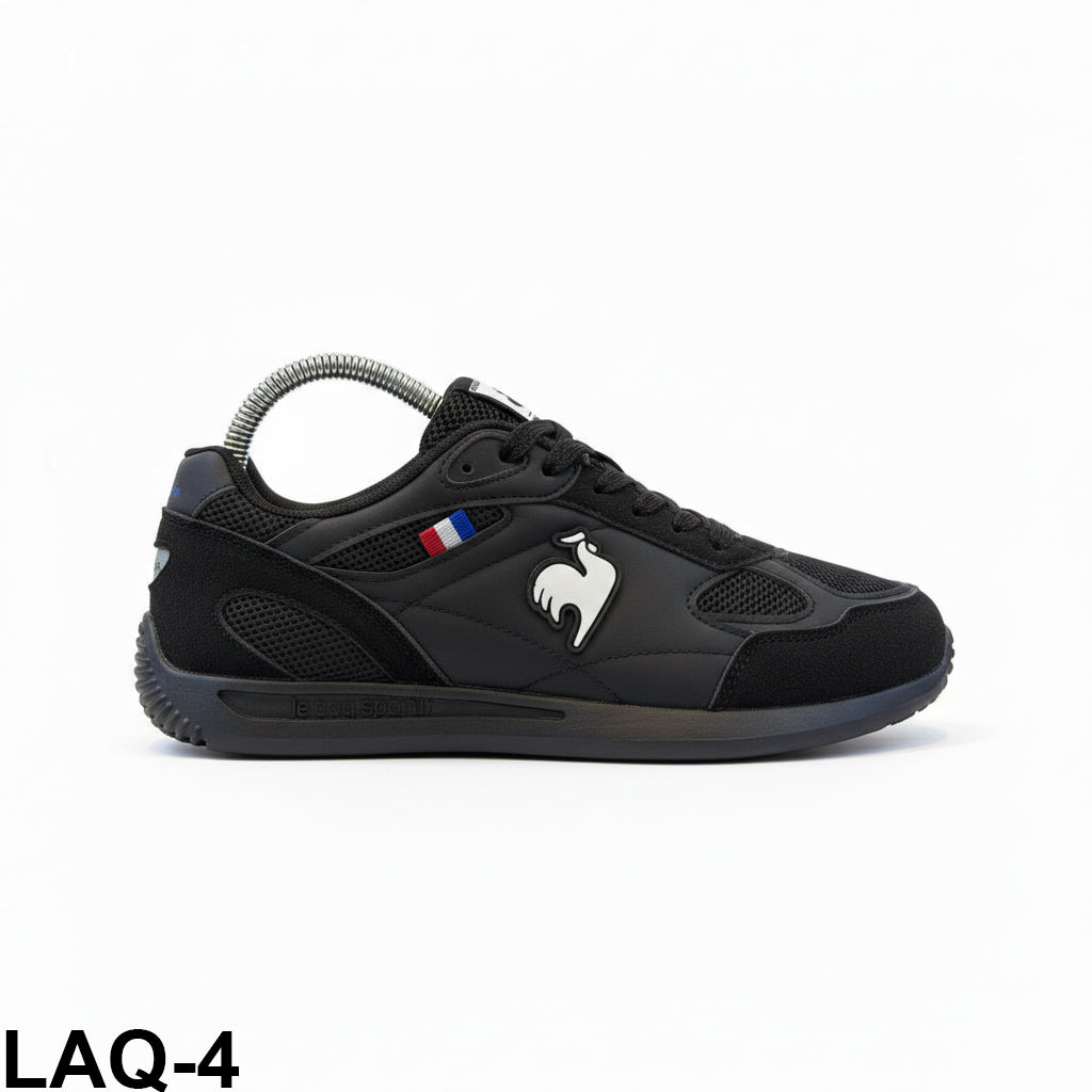 كوتشي لاكوك كلاسيك (Lacoste) - جلد طبيعي بتصميم عصري وأنيق